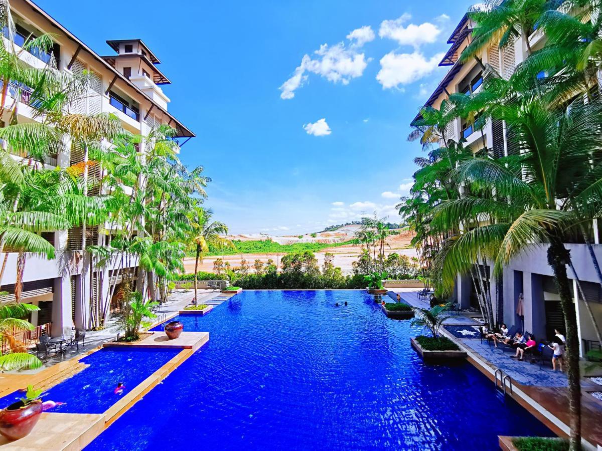 【Amazing】Pool View 2Br Suite @ Pulai Springs Resort Skudai Ngoại thất bức ảnh